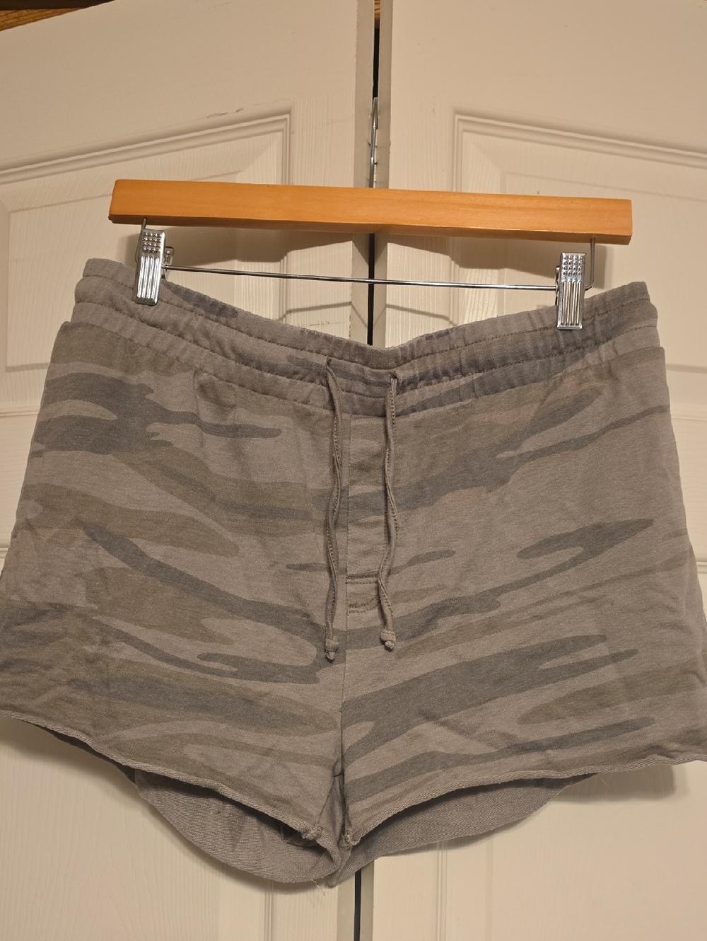 Z Supply Women’s Gray/Green Camo Lounge Shorts